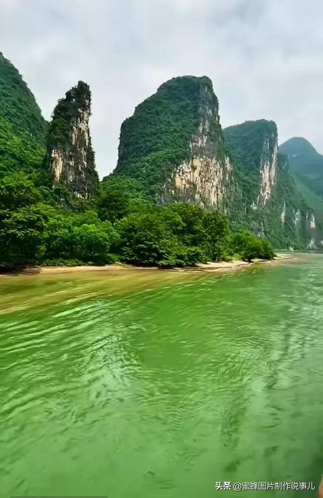 逃离昏暗的废弃城